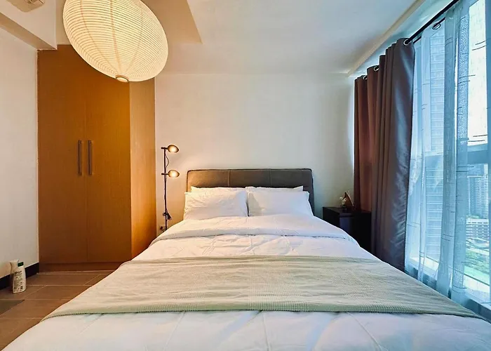 Warm & Cozy 1br Uptown Parksuites T1 Pay Parking 23q Apartamento *