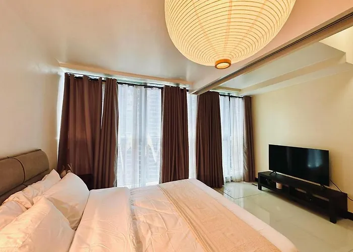 Warm & Cozy 1br Uptown Parksuites T1 Pay Parking 23q Apartamento